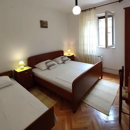 Ferienwohnung Fur 5 Personen In Crikvenica, Kvarner Bucht - B43113